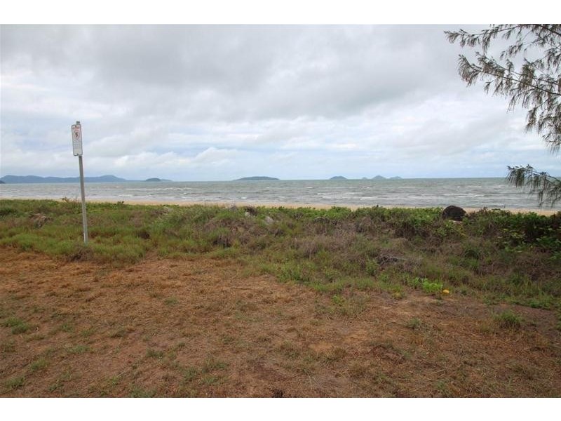 Lot 2, 50 Taylor Street, Tully Heads QLD 4854