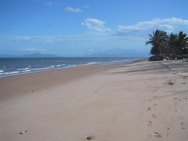 Lot 2, 50 Taylor Street, Tully Heads QLD 4854