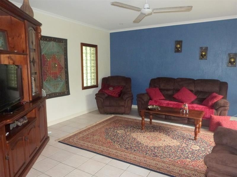 4 Hutchison Close, Mission Beach QLD 4852