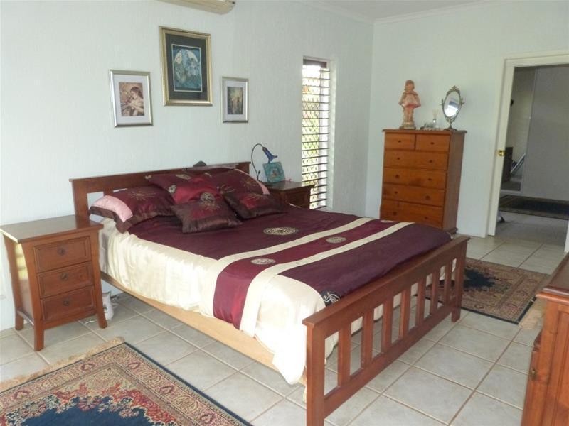 4 Hutchison Close, Mission Beach QLD 4852