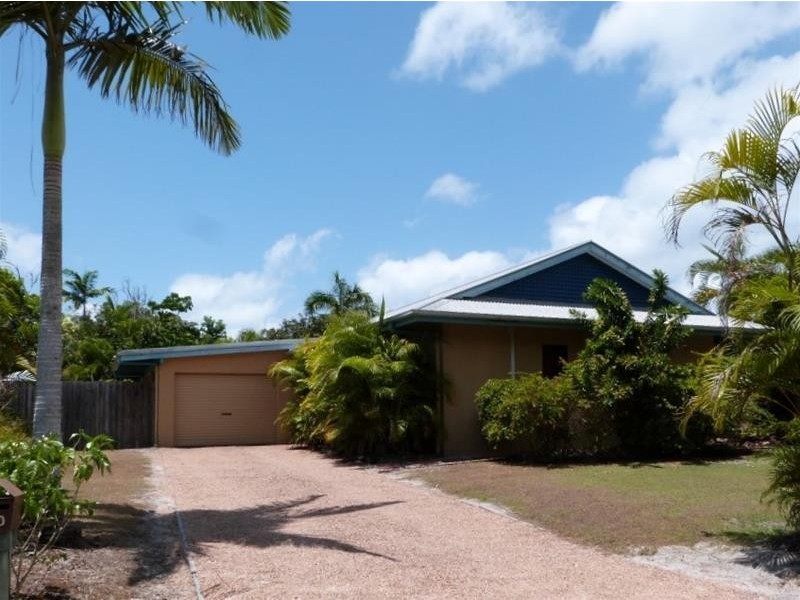 50 Holland Street, Wongaling Beach QLD 4852