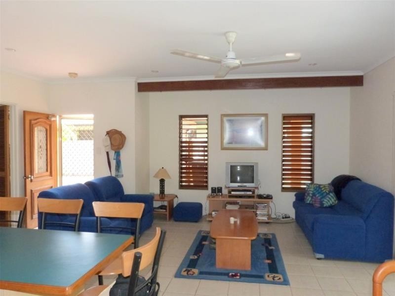 50 Holland Street, Wongaling Beach QLD 4852