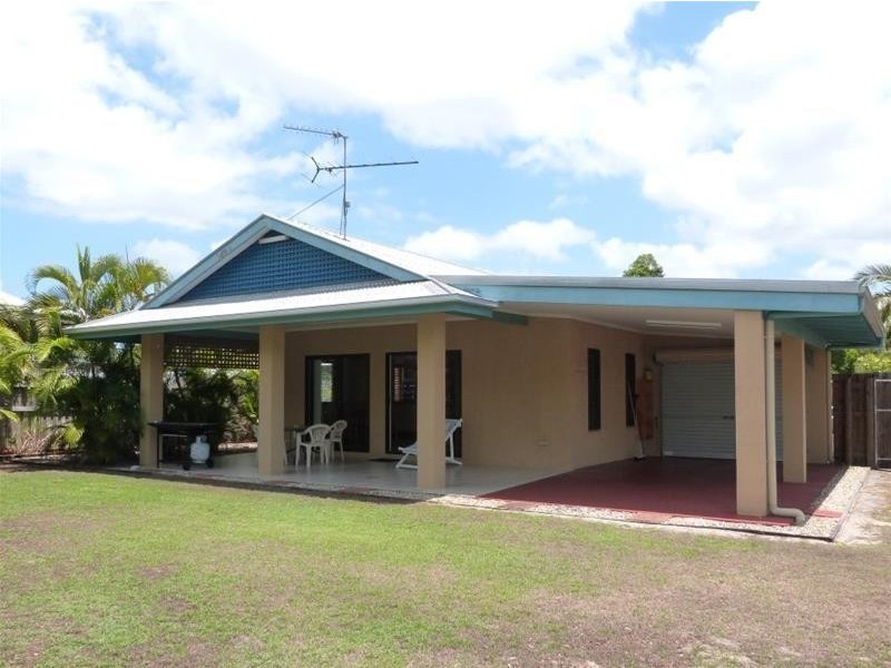50 Holland Street, Wongaling Beach QLD 4852