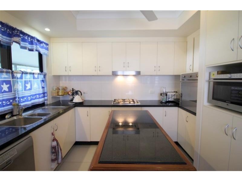 14 Genoa Court, South Mission Beach QLD 4852