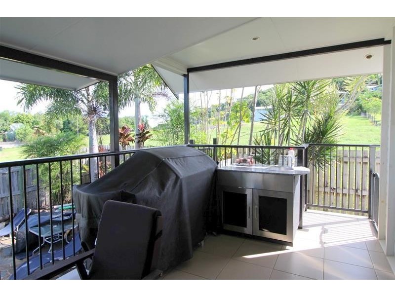 14 Genoa Court, South Mission Beach QLD 4852