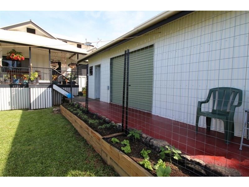 14 Genoa Court, South Mission Beach QLD 4852