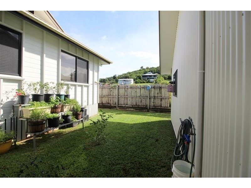 14 Genoa Court, South Mission Beach QLD 4852