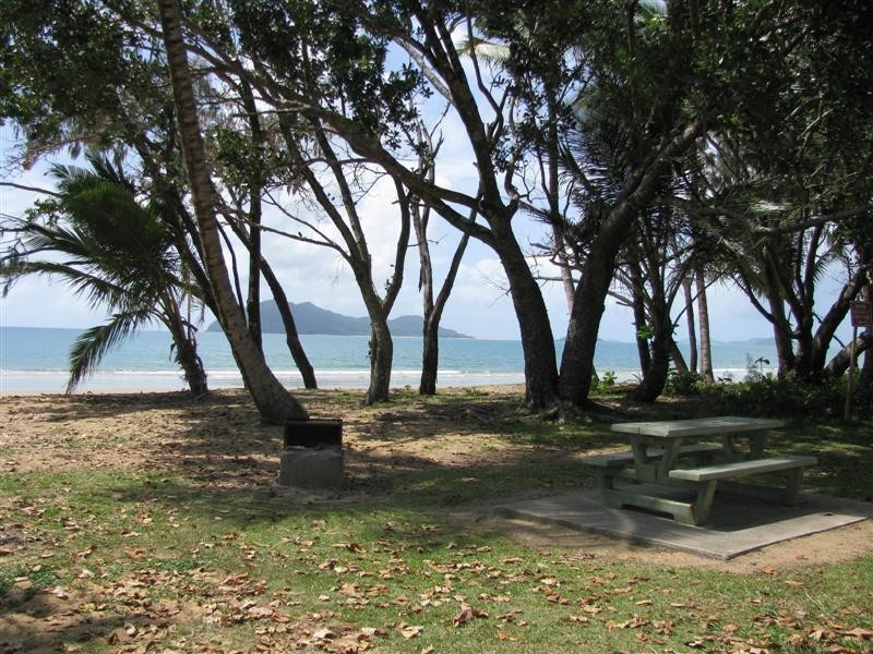 2/16 Wongaling Beach Road, Wongaling Beach QLD 4852