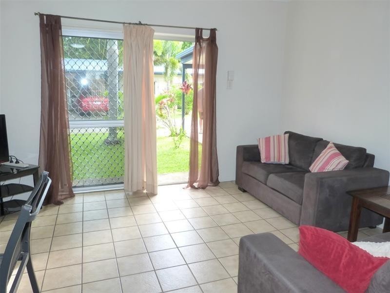 2/16 Wongaling Beach Road, Wongaling Beach QLD 4852