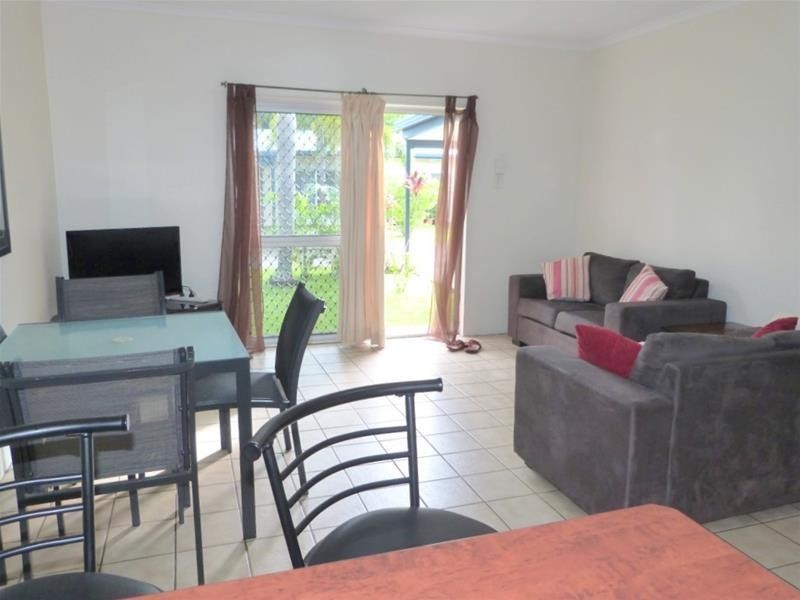 2/16 Wongaling Beach Road, Wongaling Beach QLD 4852