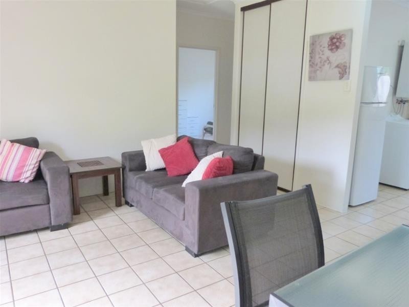 2/16 Wongaling Beach Road, Wongaling Beach QLD 4852