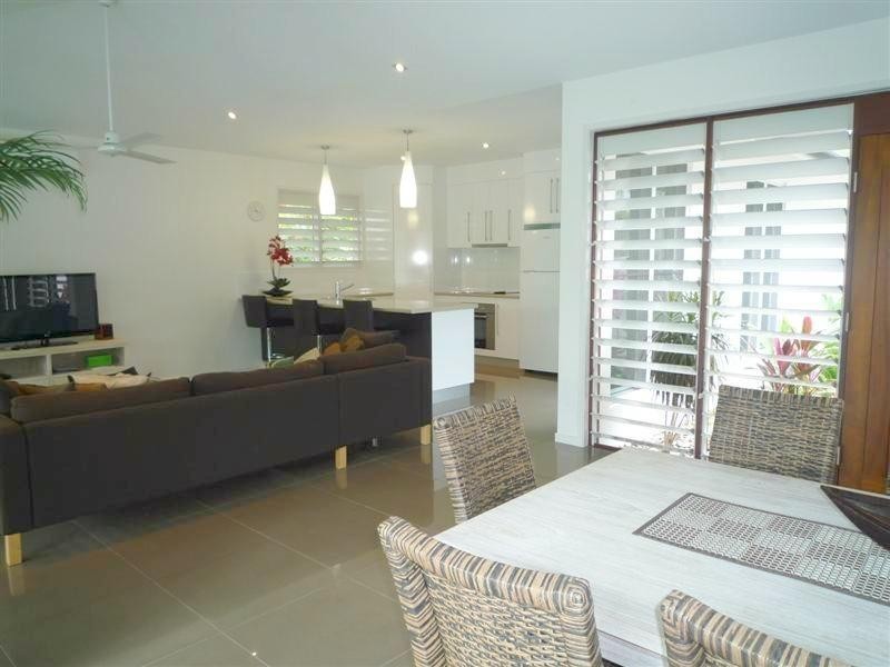8 Koda Street, Wongaling Beach QLD 4852