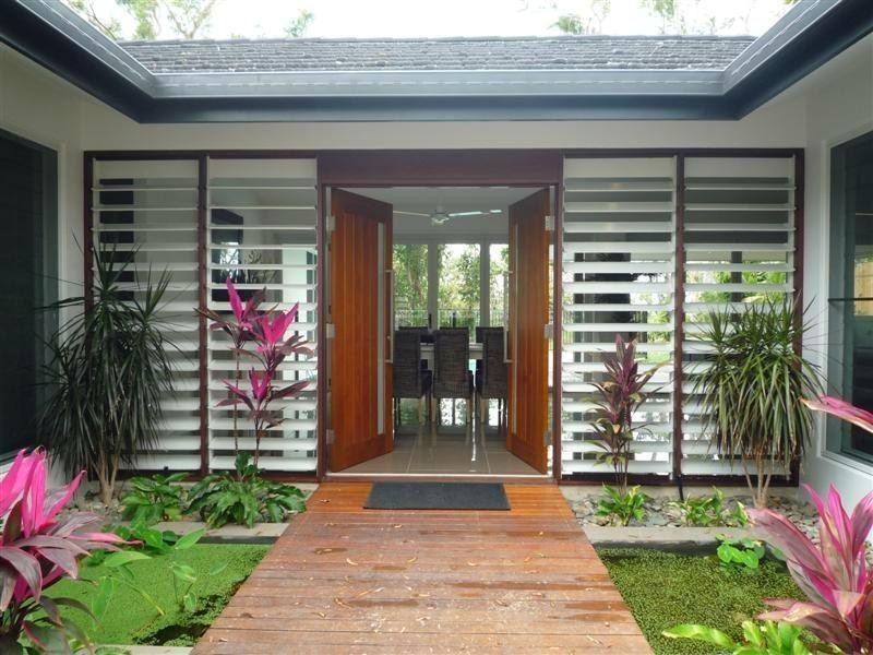 8 Koda Street, Wongaling Beach QLD 4852