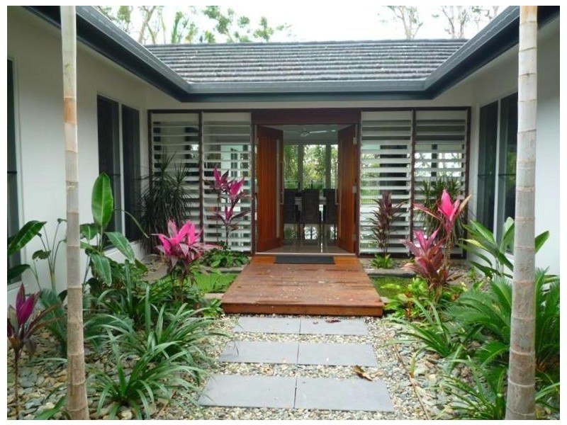 8 Koda Street, Wongaling Beach QLD 4852