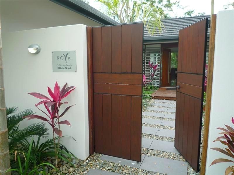 8 Koda Street, Wongaling Beach QLD 4852