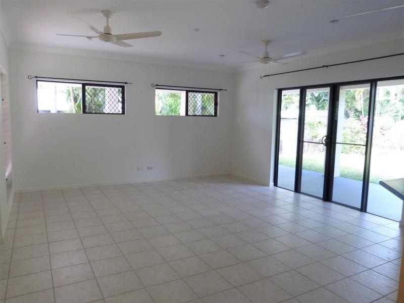 2 Kootooloo Close, Wongaling Beach QLD 4852