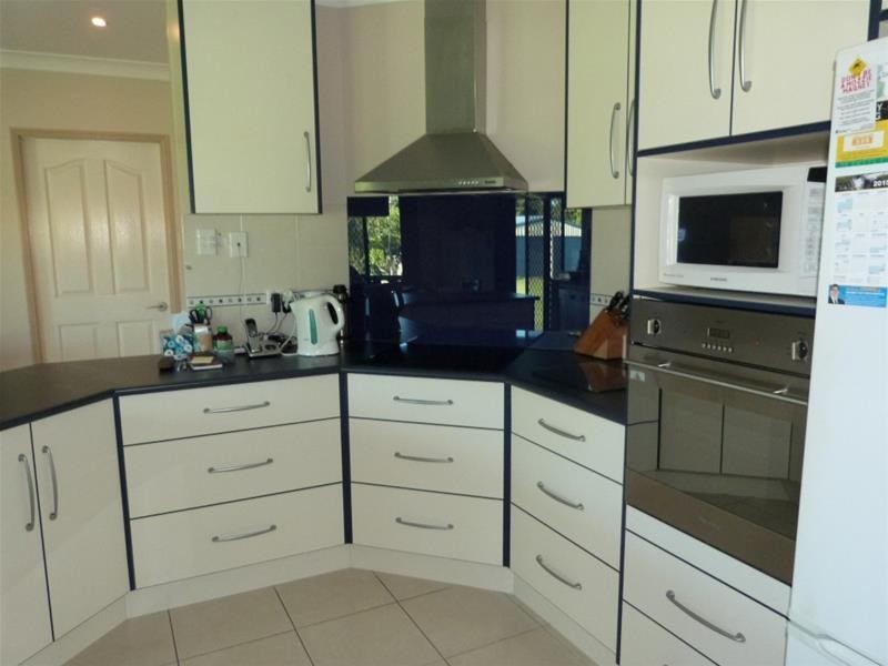 8 MJV McNamara Close, Bulgun QLD 4854