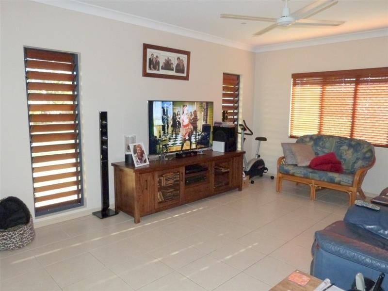 8 MJV McNamara Close, Bulgun QLD 4854
