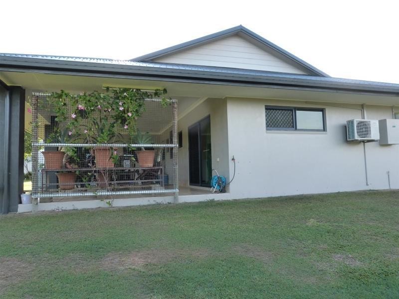 8 MJV McNamara Close, Bulgun QLD 4854