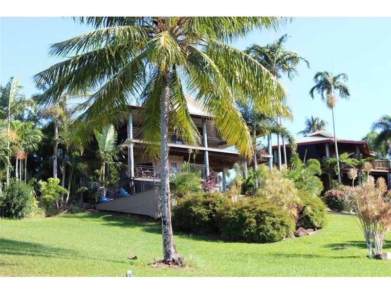 24 Dunkalli Crescent, Wongaling Beach QLD 4852