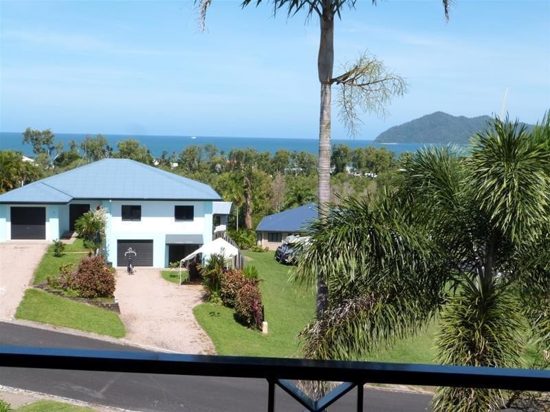 24 Dunkalli Crescent, Wongaling Beach QLD 4852
