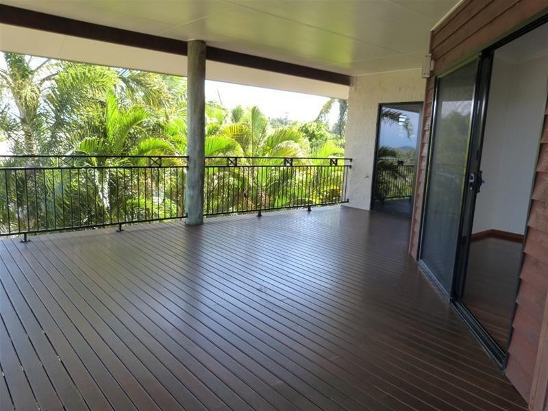 24 Dunkalli Crescent, Wongaling Beach QLD 4852