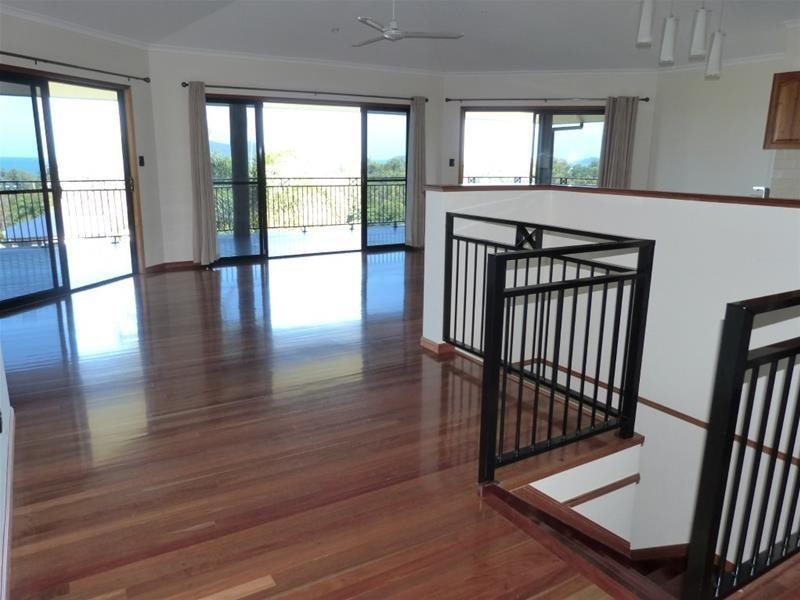 24 Dunkalli Crescent, Wongaling Beach QLD 4852