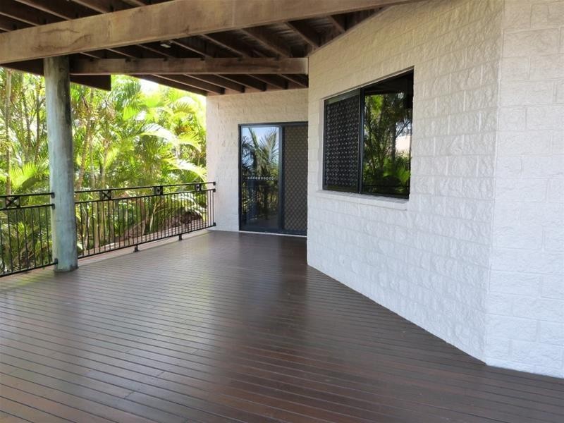 24 Dunkalli Crescent, Wongaling Beach QLD 4852