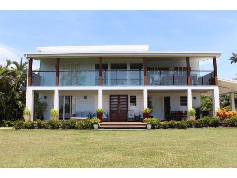 43 Mission Drive, South Mission Beach QLD 4852