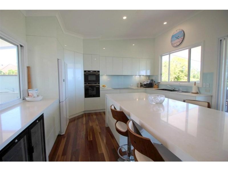 43 Mission Drive, South Mission Beach QLD 4852