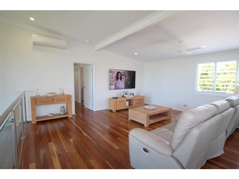 43 Mission Drive, South Mission Beach QLD 4852