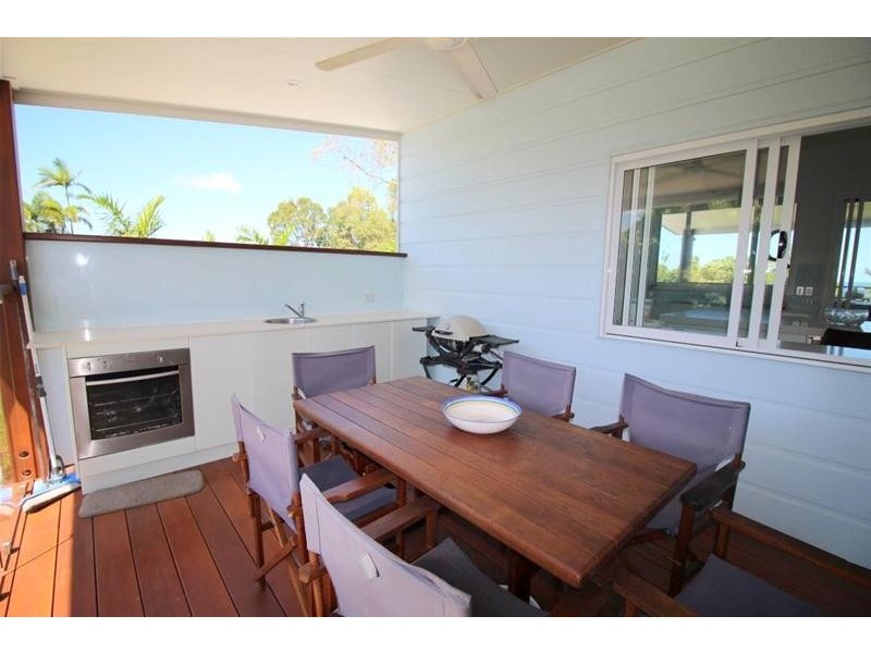 43 Mission Drive, South Mission Beach QLD 4852