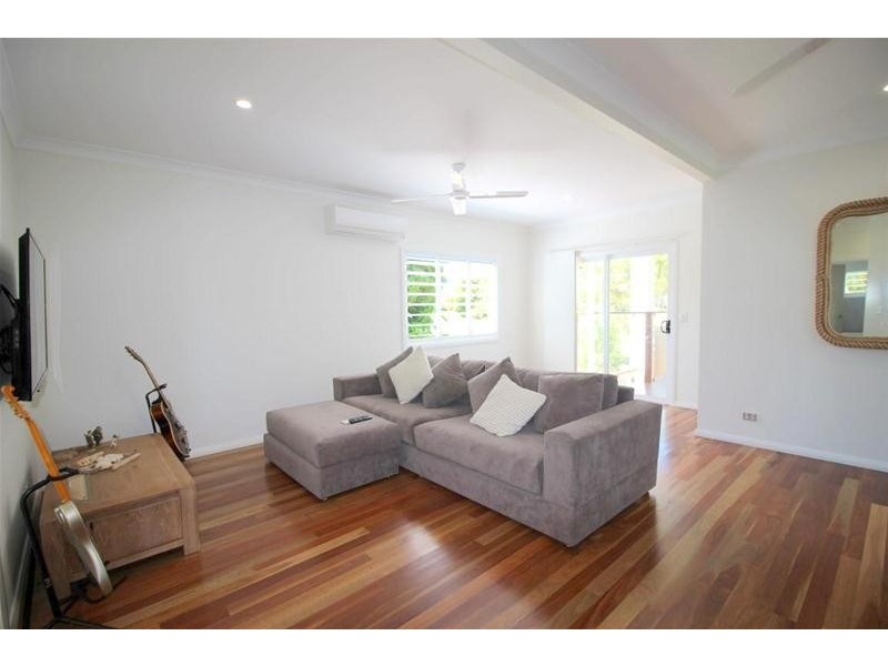 43 Mission Drive, South Mission Beach QLD 4852