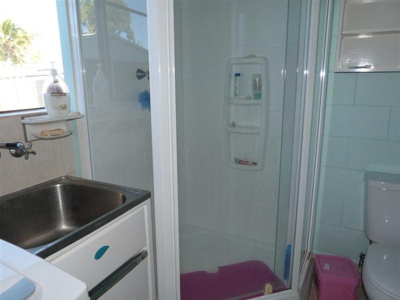 41 Taylor Street, Tully Heads QLD 4854