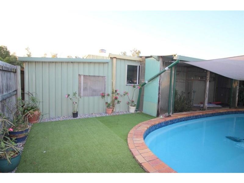 41 Taylor Street, Tully Heads QLD 4854