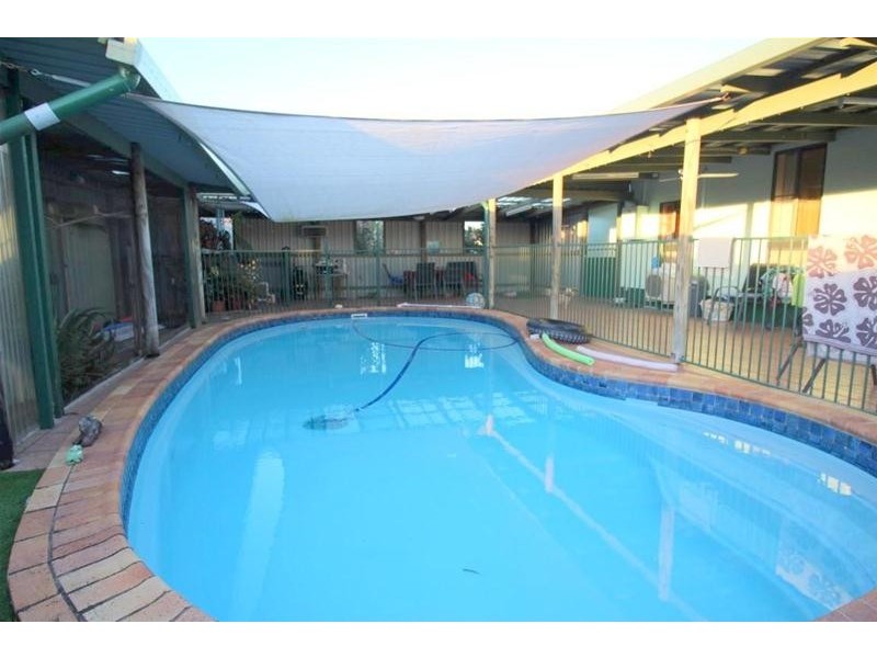 41 Taylor Street, Tully Heads QLD 4854