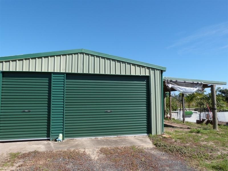 41 Taylor Street, Tully Heads QLD 4854