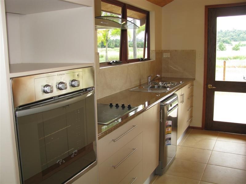 1 Rebecca Jane Parade, Kurrimine Beach QLD 4871