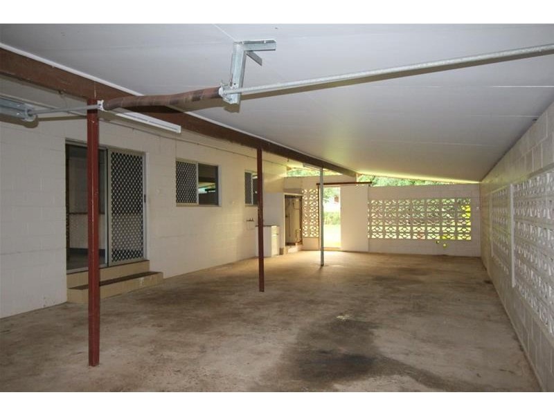 3 Kwila Street, Wongaling Beach QLD 4852