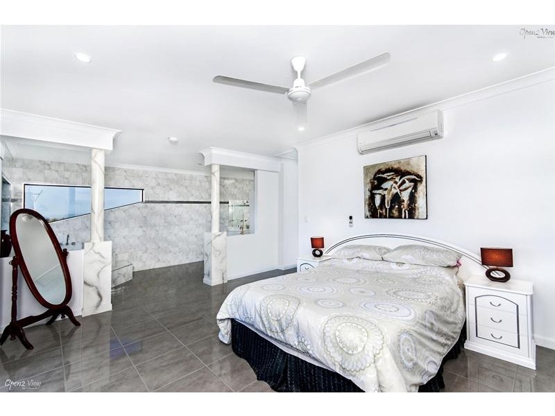 11 Maria Street, Flying Fish Point QLD 4860