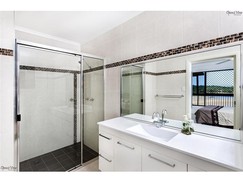 11 Maria Street, Flying Fish Point QLD 4860