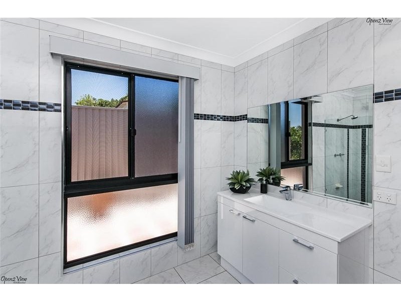 11 Maria Street, Flying Fish Point QLD 4860