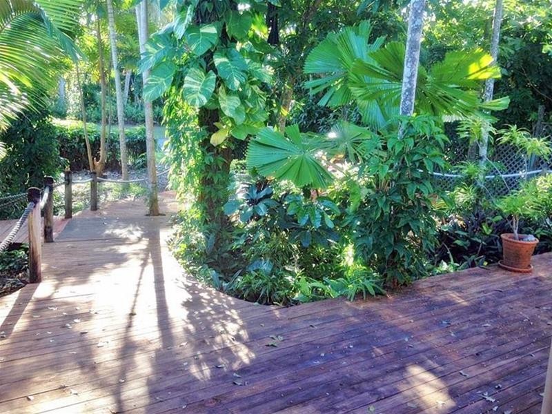 26 Kennedy Esplanade, South Mission Beach QLD 4852