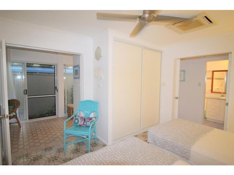 26 Kennedy Esplanade, South Mission Beach QLD 4852