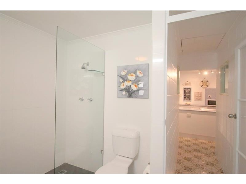 26 Kennedy Esplanade, South Mission Beach QLD 4852