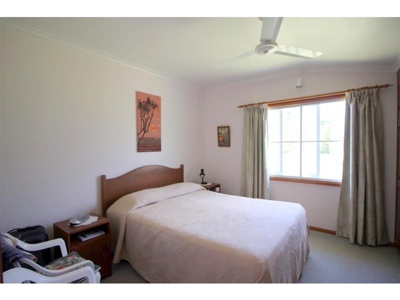 7 Cutten Street, Bingil Bay QLD 4852