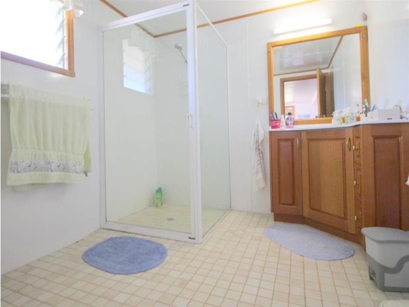 7 Cutten Street, Bingil Bay QLD 4852