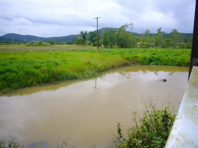 68 Meuanbah Road, Bombeeta QLD 4871