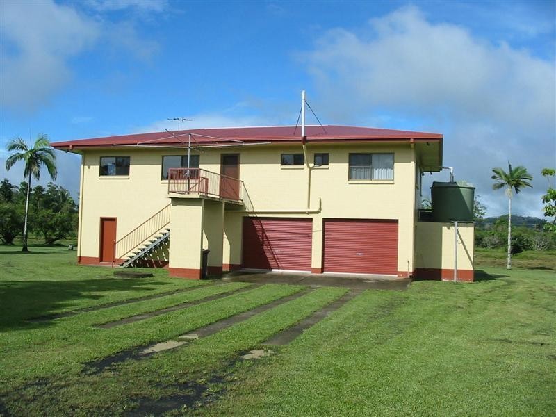 68 Meuanbah Road, Bombeeta QLD 4871