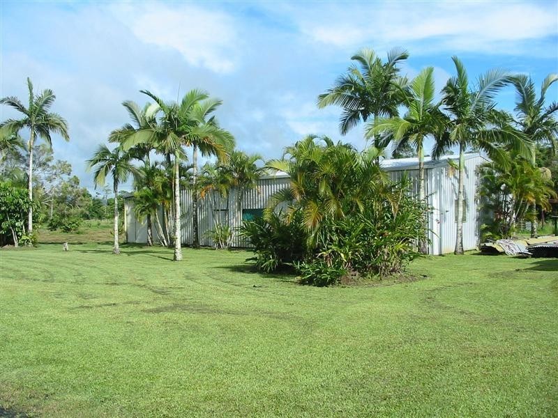 68 Meuanbah Road, Bombeeta QLD 4871